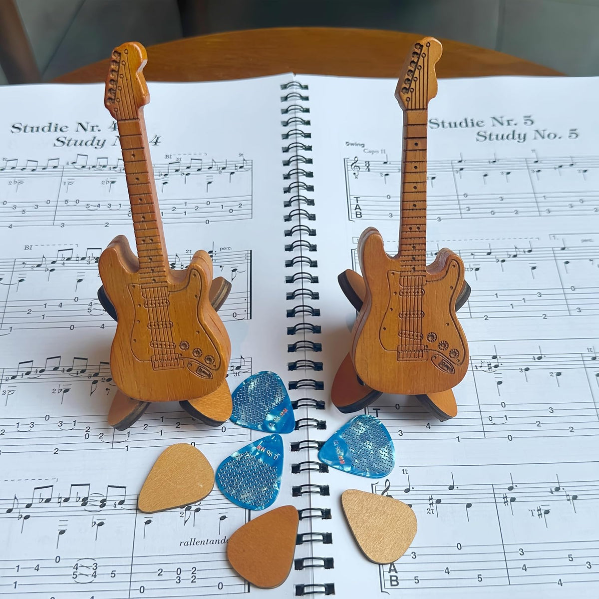 Wooden Guitar Pick Holder and Stand with Electric Guitar Styling Box, Featuring 3 Wood Picks and 3 Non-Slip Celluloid Picks - Guitar Pick Storage Set for Guitar, Bass, and Ukulele Players